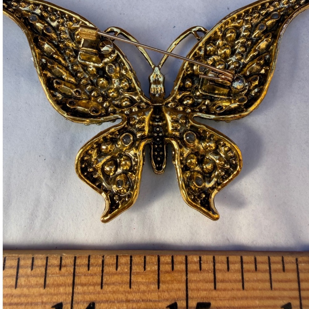 Vintage Unsigned Regency Style Rhinestone Butterfly Brooch Pin Blue Gold Tone L - Picture 6 of 8